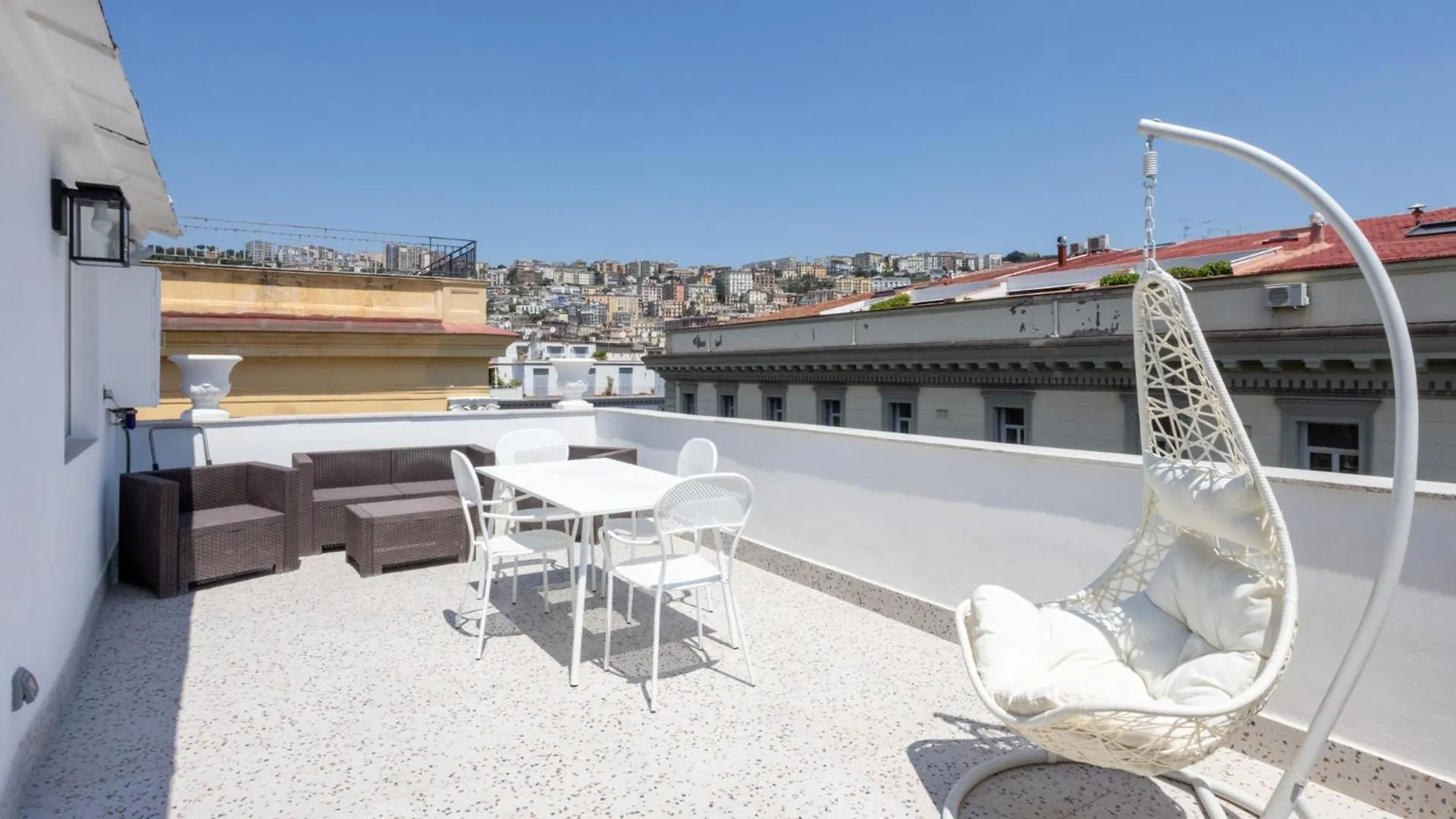 Apartment Ferienwohnung Galiani 20 Neapel