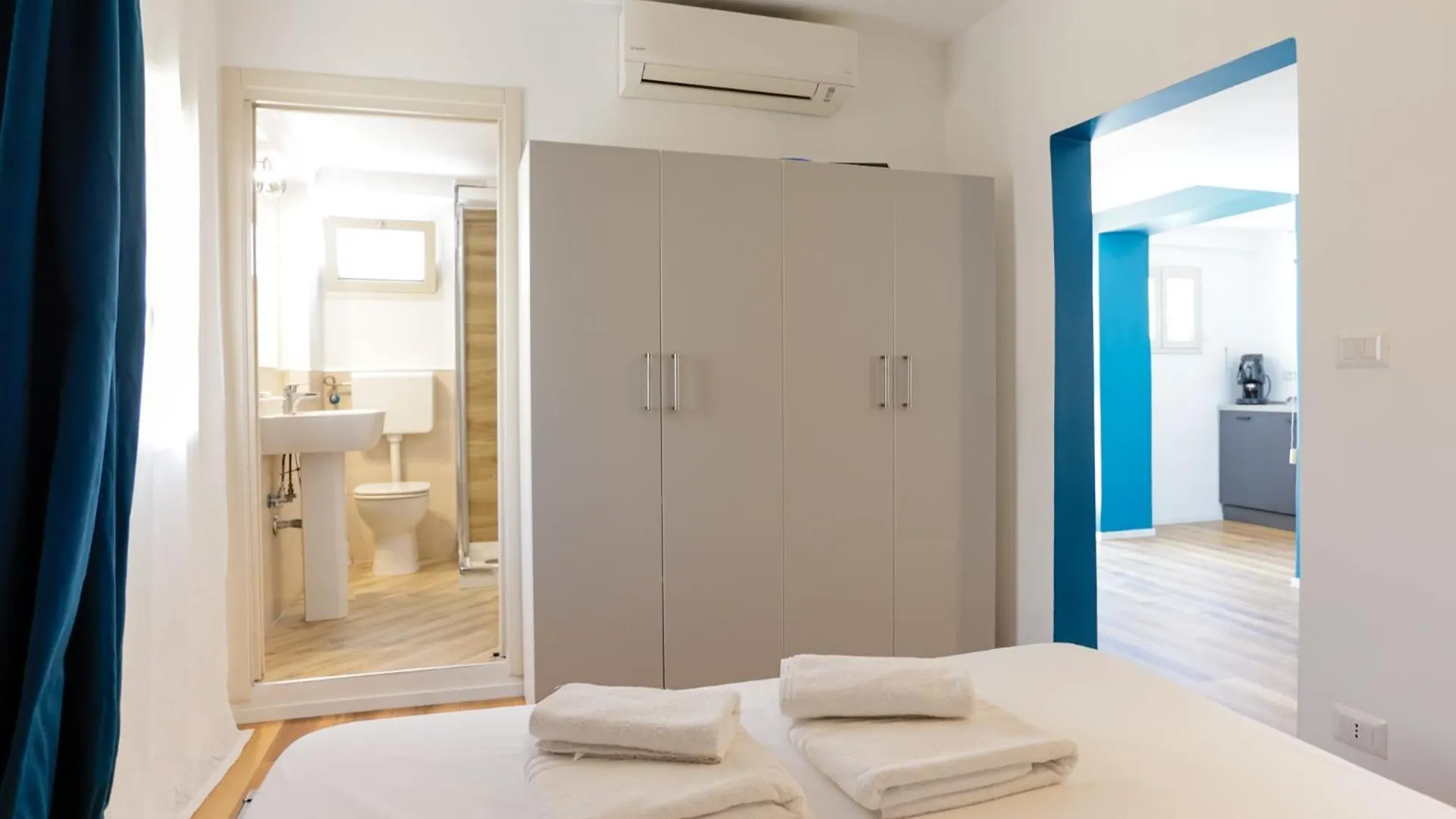 Apartment Ferienwohnung Galiani 20 Neapel